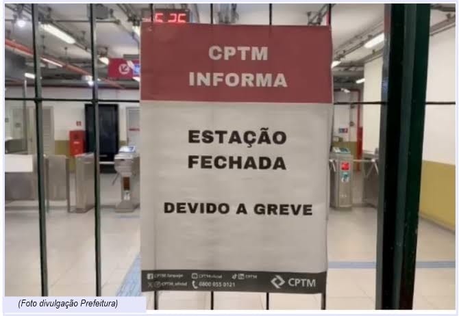 Greve da CPTM paralisa linhas 11